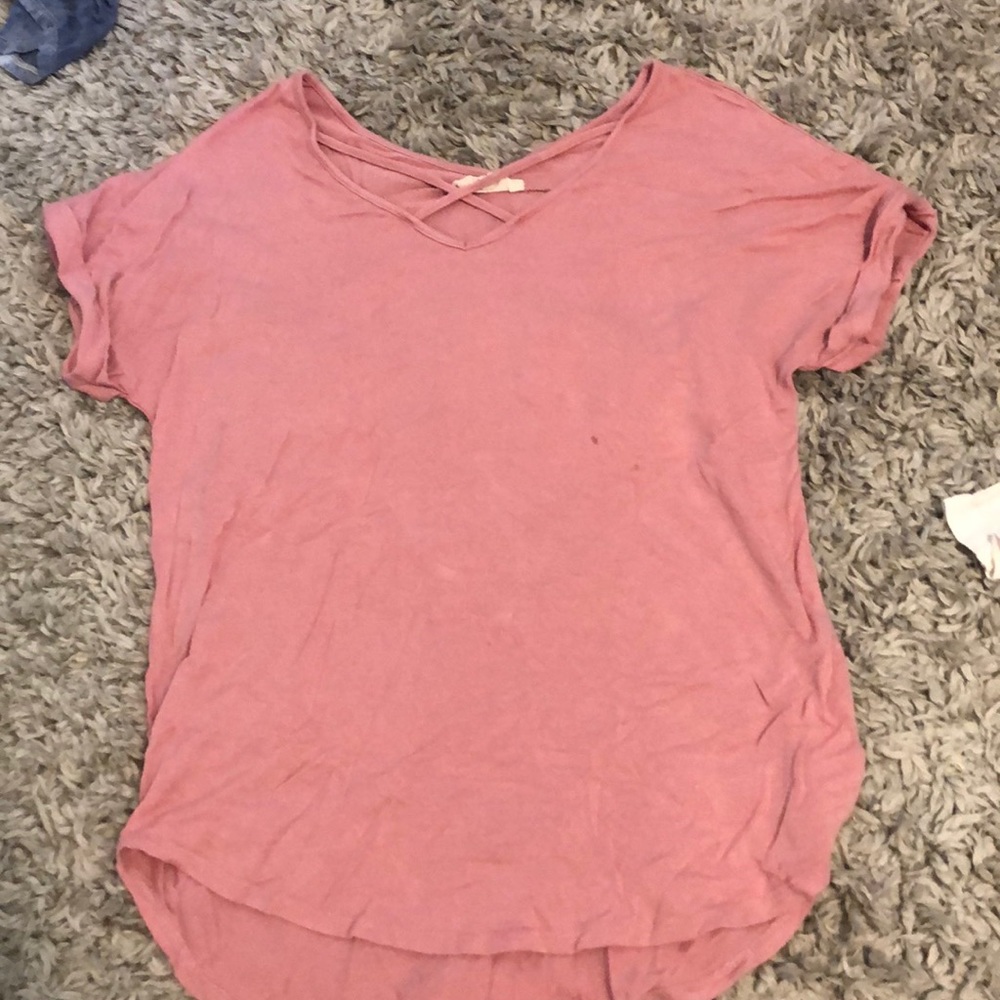 pink tee
